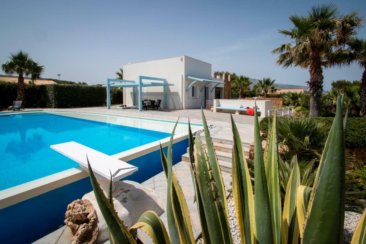 Villa Afrodite | Luxury Villa And Pool クストナーチ エクステリア 写真